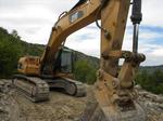EXCAVATOR Caterpillar