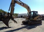 EXCAVATOR Caterpillar