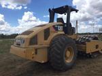 VIBRATORY COMPACTOR Caterpillar