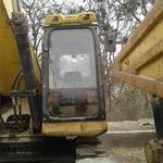 EXCAVATOR Caterpillar