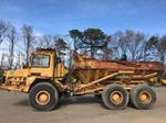 ARTICULATED TRUCK Caterpillar