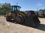2001 CAT 938G