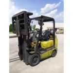 2004 CAT GC25K