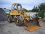 1977 CAT 910