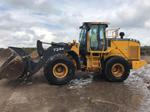 2011 DEERE 724K