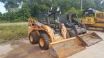 2011 CASE SR220