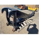 Caterpillar 966M, Other Attachments And Components, Material handling equipment