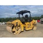 Caterpillar CB64B, Twin drum rollers, Construction