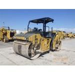 Caterpillar CB13, Twin drum rollers, Construction