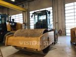 Caterpillar CS74, Construction