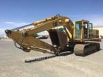 Caterpillar 235C, Construction