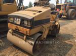 Caterpillar CB-224C, Construction