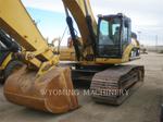 Caterpillar 330DL, Construction