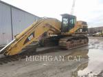 Caterpillar 365BIIL, Construction