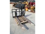 Caterpillar TH943D, Construction