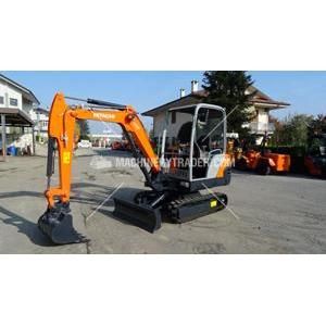 2004 HITACHI ZX25