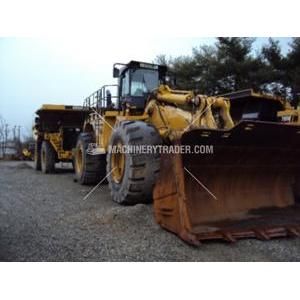 2011 CAT 992K