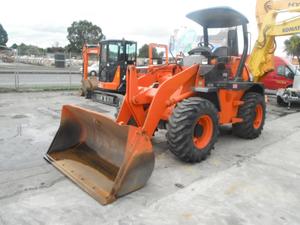HITACHI ZW80