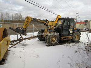 2001 CAT TH82