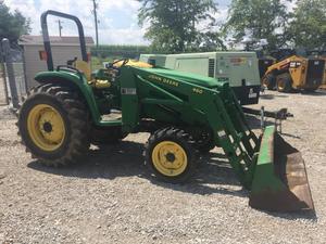 2002 DEERE 4500