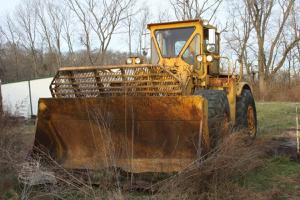 1976 CAT 988