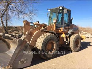 CASE 621D, Construction
