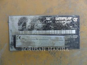Caterpillar 390DL, Construction