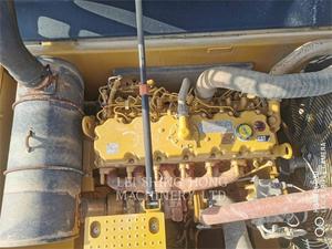 Caterpillar 326D2L, Construction
