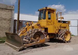 
                    1990 CAT 815B
                