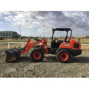 
                    KUBOTA R630
                