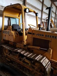 
                     4031 - 1989 DEERE 400G
                