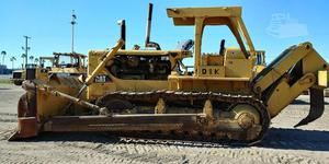 
                    1975 CAT D8K
                