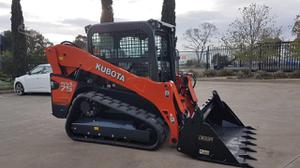 
                    2017 KUBOTA SVL75
                