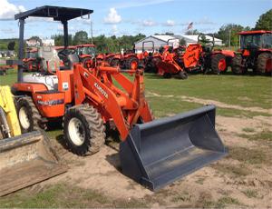 2000 KUBOTA R420