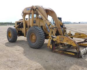 PETTIBONE CARY LIFT 204C