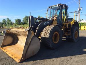 2010 DEERE 724K