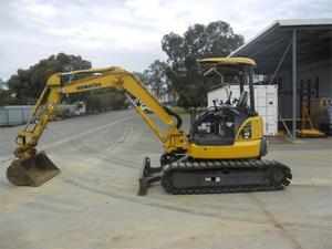 2013 KOMATSU PC45MR-3