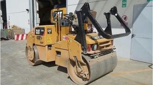 2010 CAT CB34