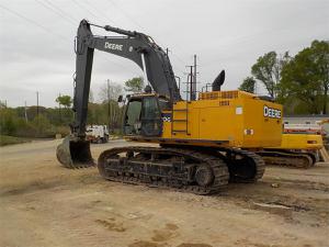 2012 DEERE 670G LC