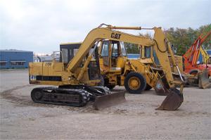 1993 CAT E70B