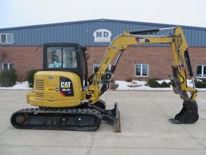 
                    2015 CAT 305.5E2 CR
                