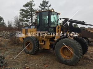 
                    2002 CAT IT28G
                