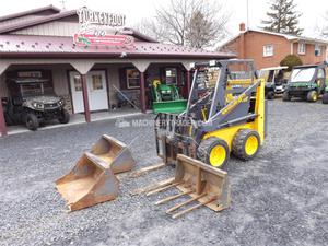 
                    2000 NEW HOLLAND LS125
                