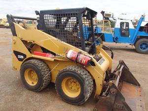 
                    2006 CAT 232B2
                