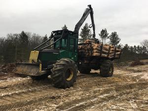 
                    1997 TIMBERJACK 610
                