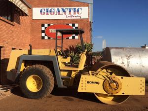 
                    BOMAG BW217D
                