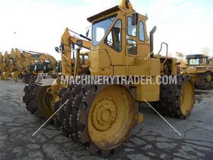 
                    1972 CAT 825
                