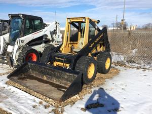 
                    NEW HOLLAND L785
                