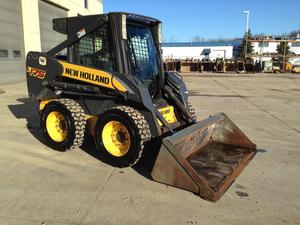 
                    2008 NEW HOLLAND L175
                