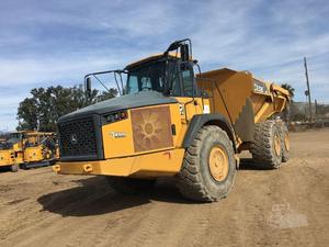 
                    2012 DEERE 410E
                